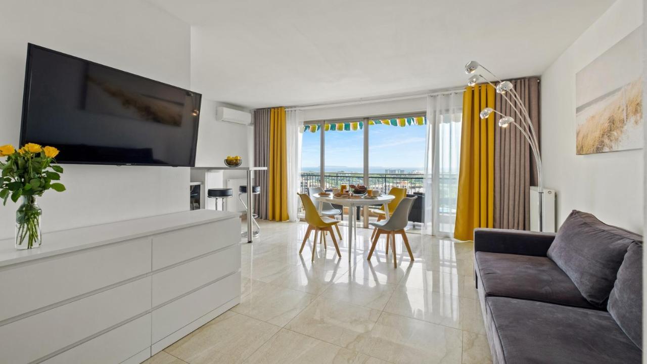 Cannes Marina Appart Hotel Mandelieu Екстериор снимка